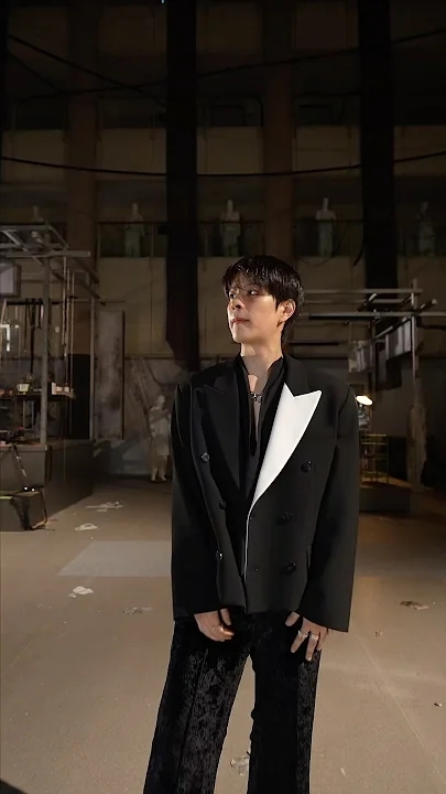 A heartfelt wallpaper shared by Seungmin (Stray Kids)'s fans