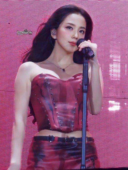 Momen yang diabadikan oleh penggemar Jisoo (BLACKPINK)