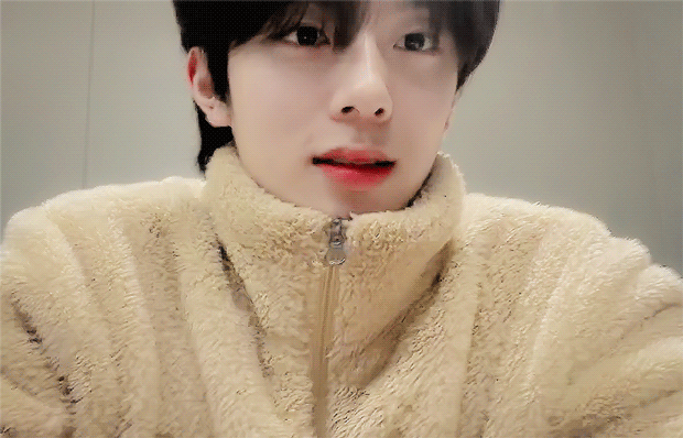 Latest photo of Kangmin (VERIVERY)