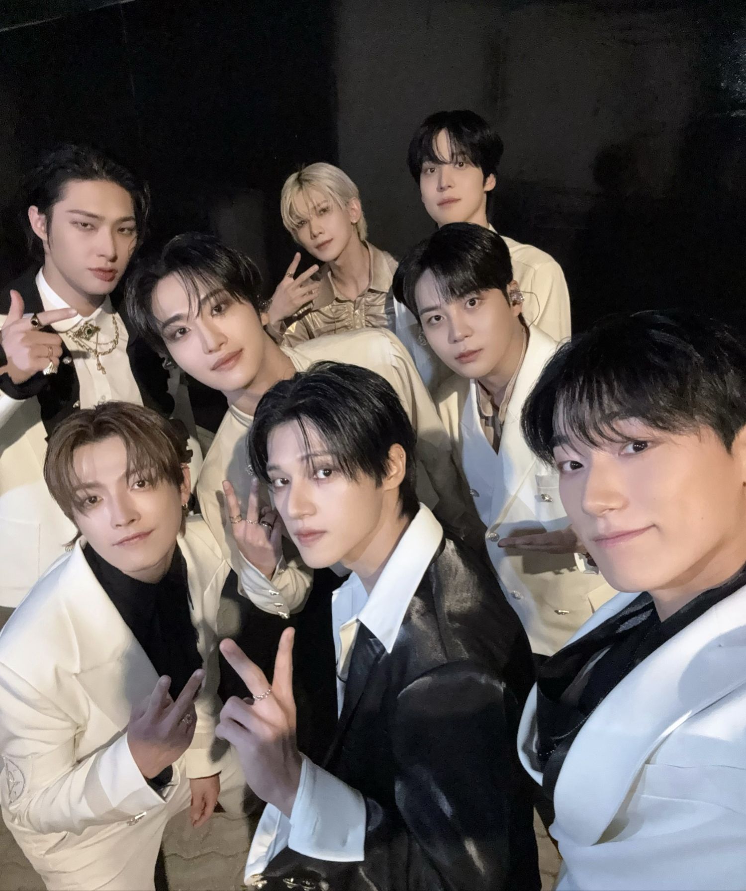 에이티즈의 최신 사진