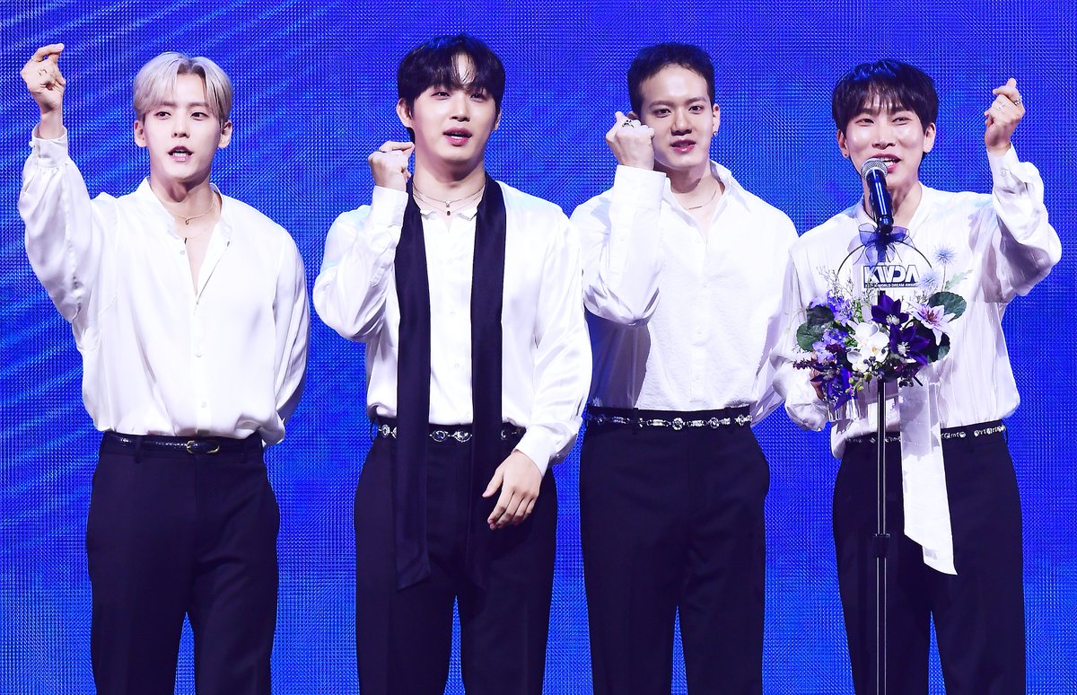 A moment captured by BTOB's fan