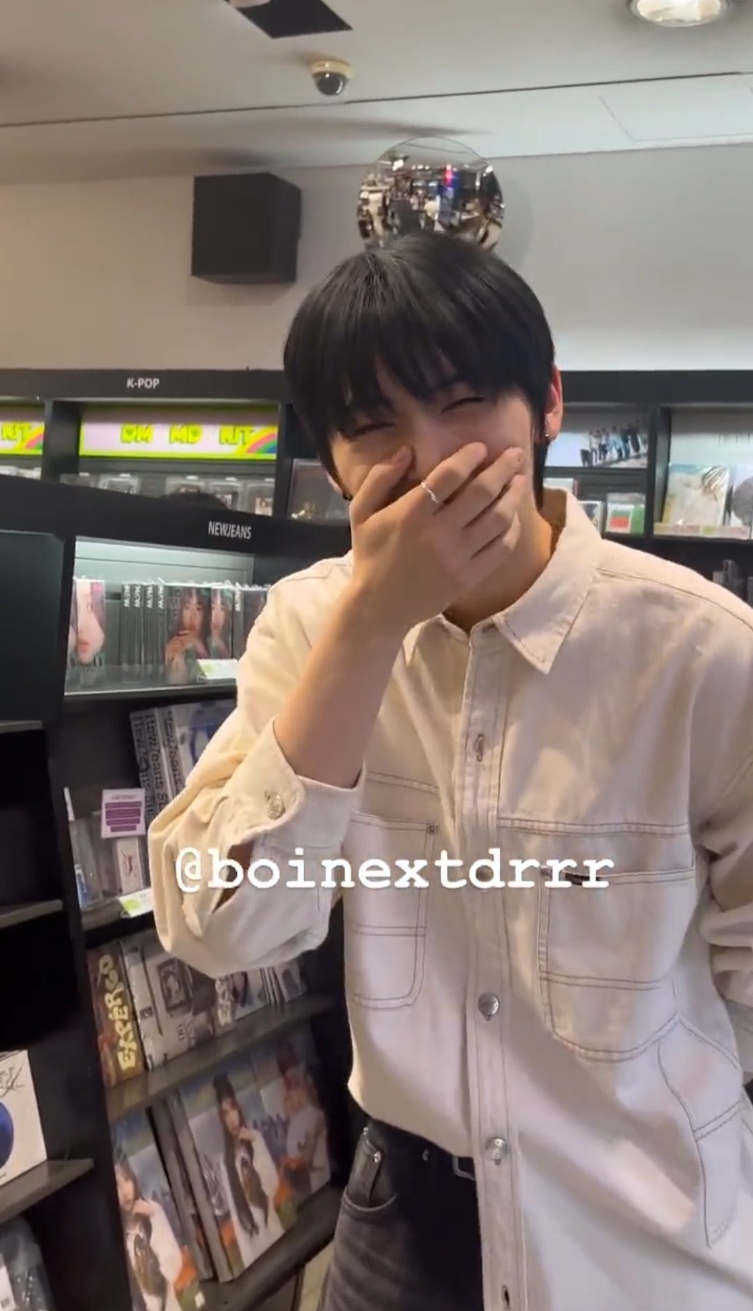 A moment captured by BOYNEXTDOOR's fan