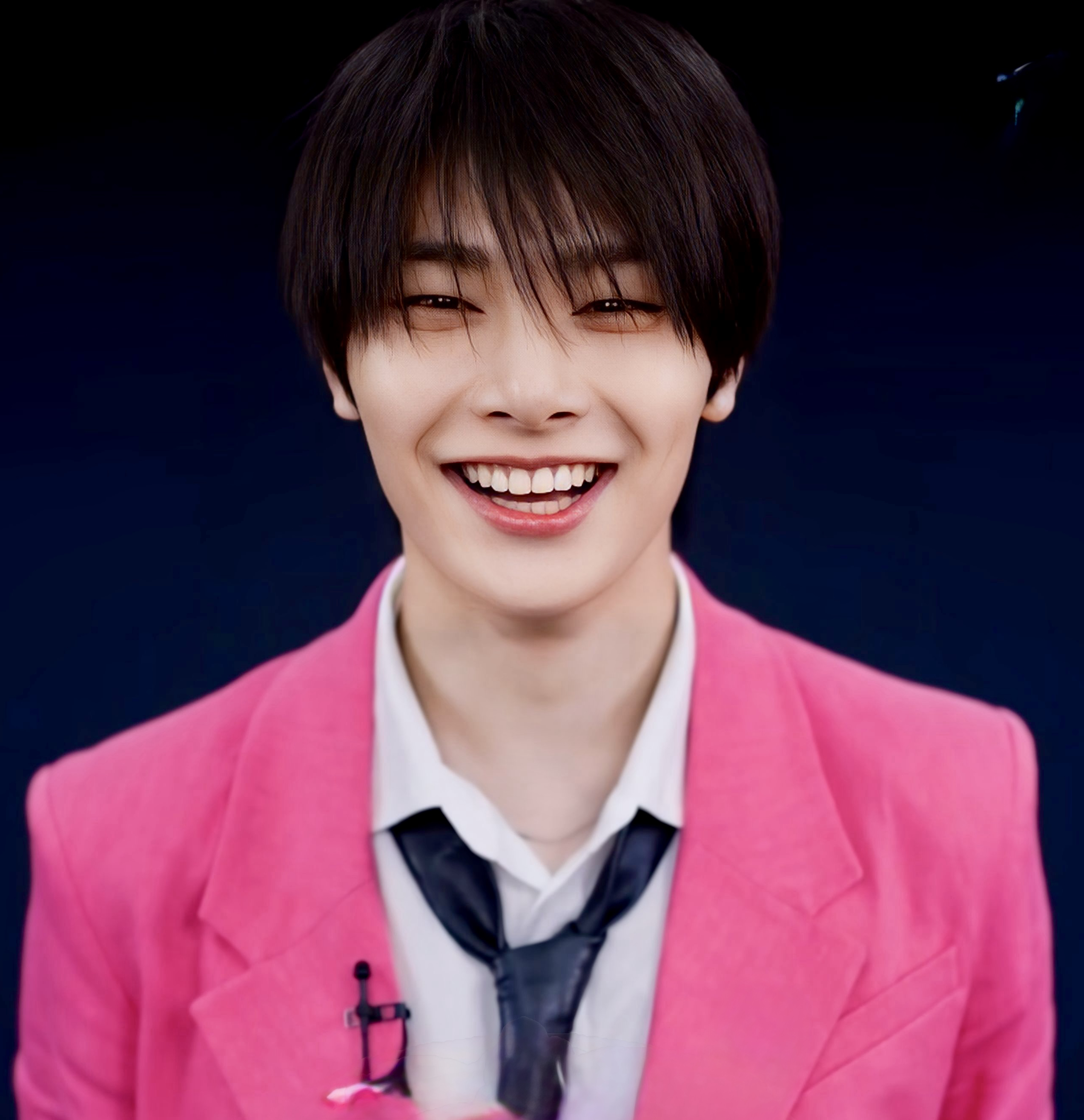 Behind-the-scenes cut of I.N (Stray Kids)