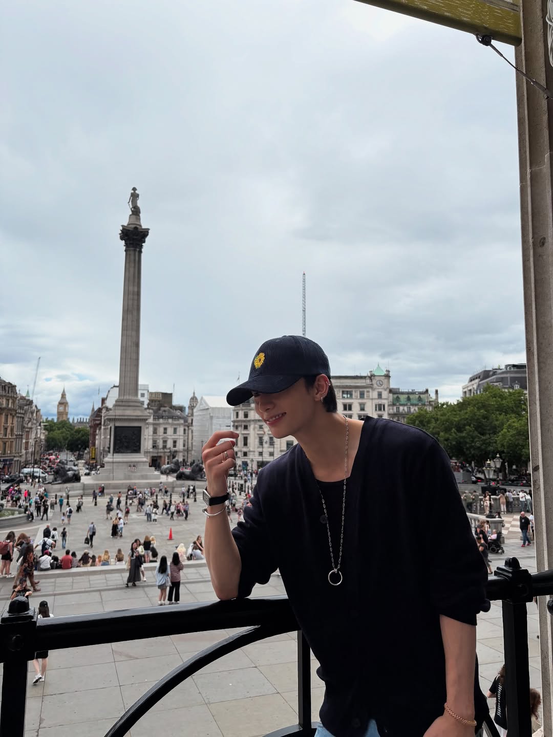 Recent activity shot of Hyunjin (Stray Kids)