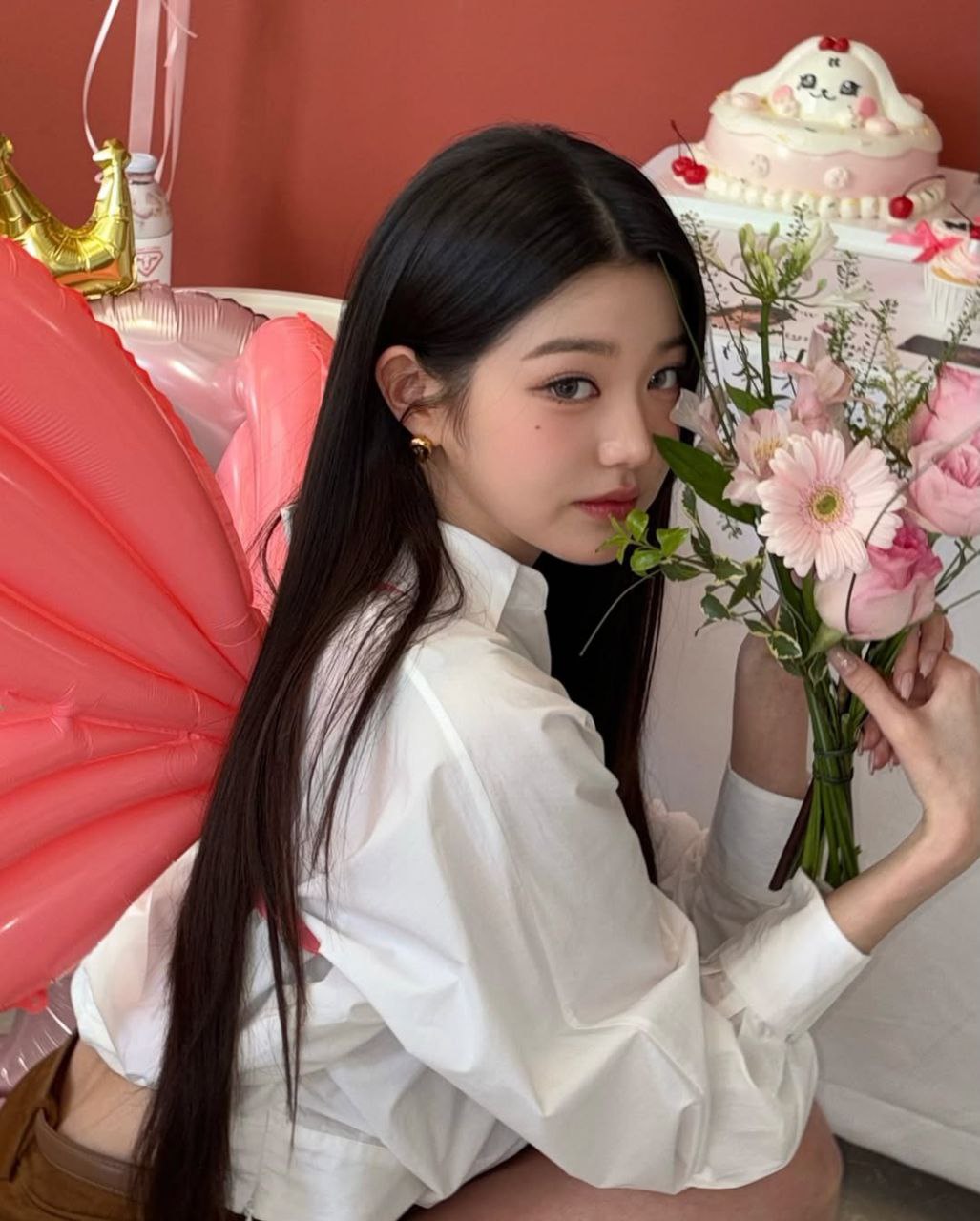 Latest photo of Jang Wonyoung (IVE)