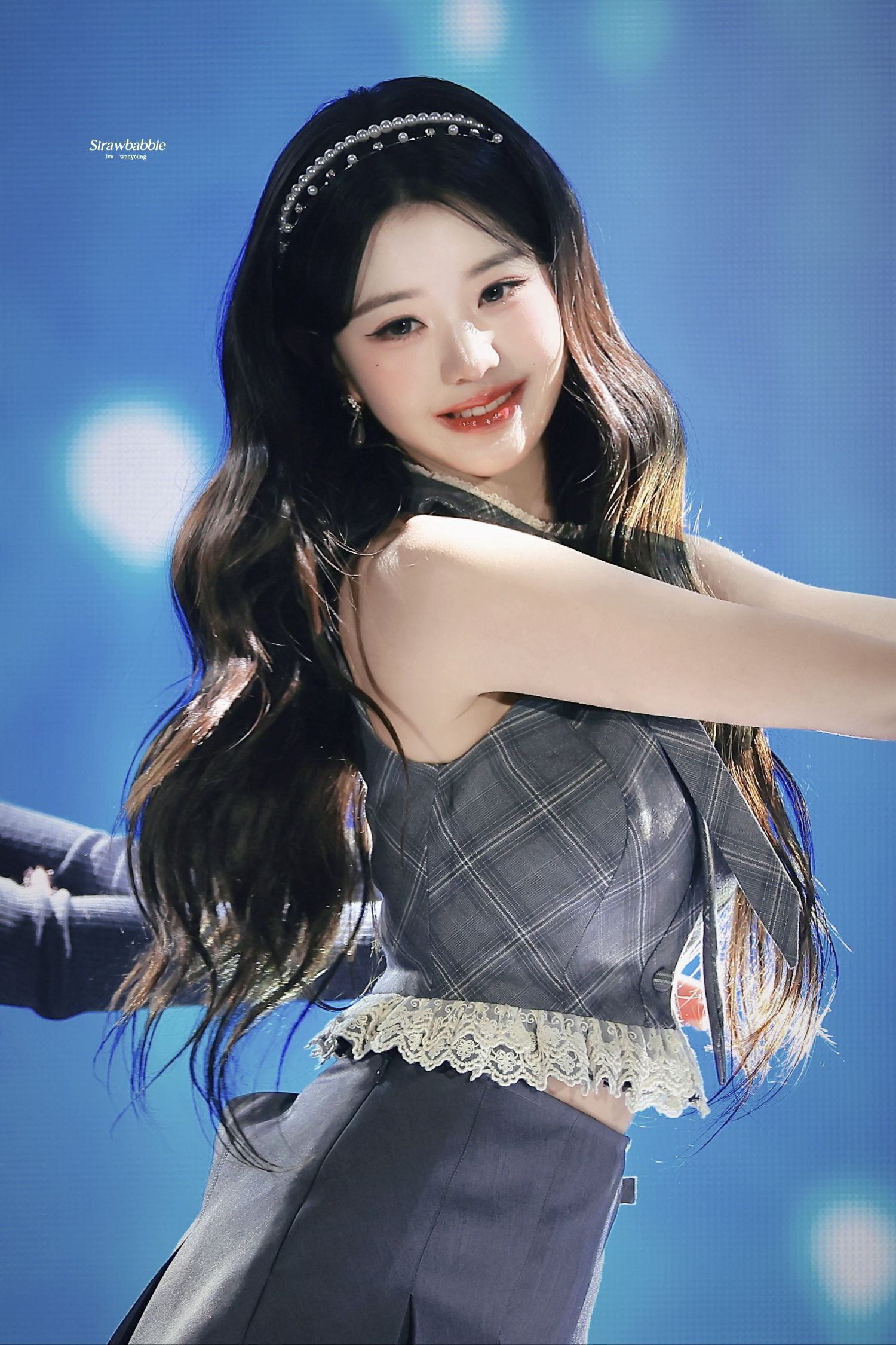 Latest photo of Jang Wonyoung (IVE)