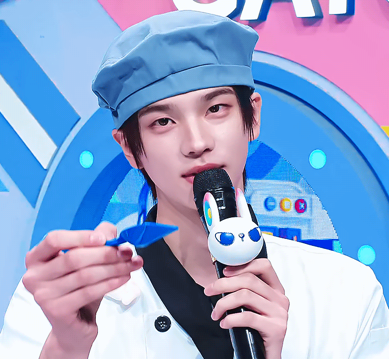 シニュ (TWS)の最近の活動写真