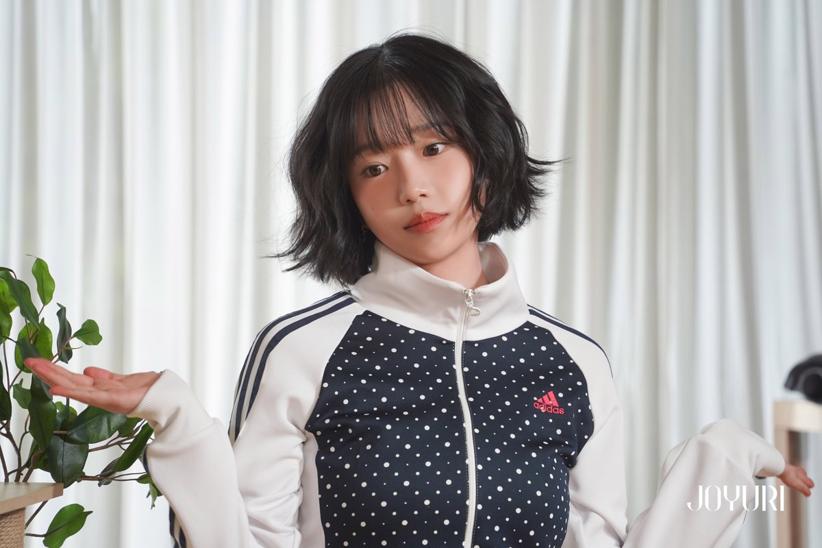 Behind-the-scenes cut of Jo Yuri