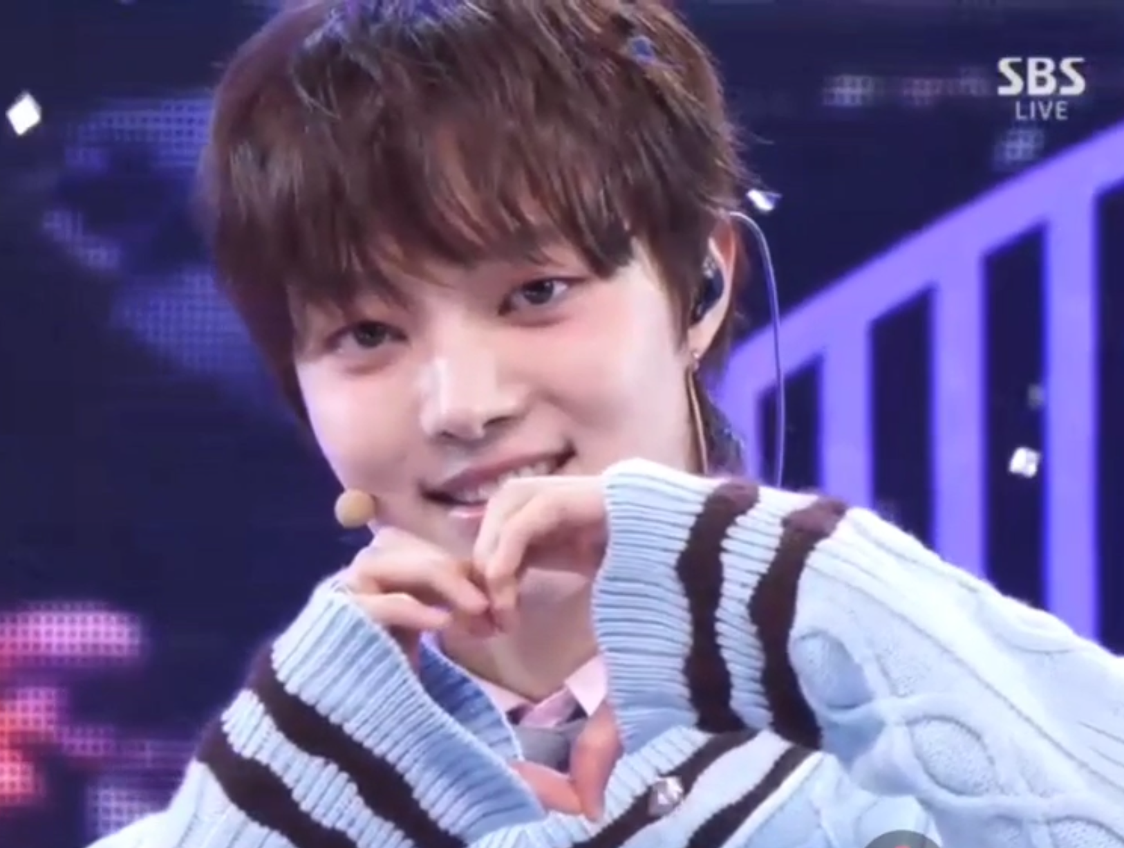 Behind-the-scenes cut of EJ (&TEAM)