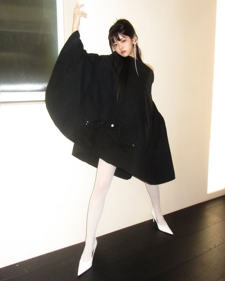 Recent activity shot of Minju (ILLIT)