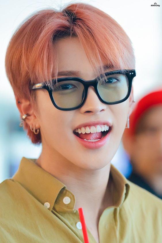 Recent activity shot of Hongjoong (ATEEZ)