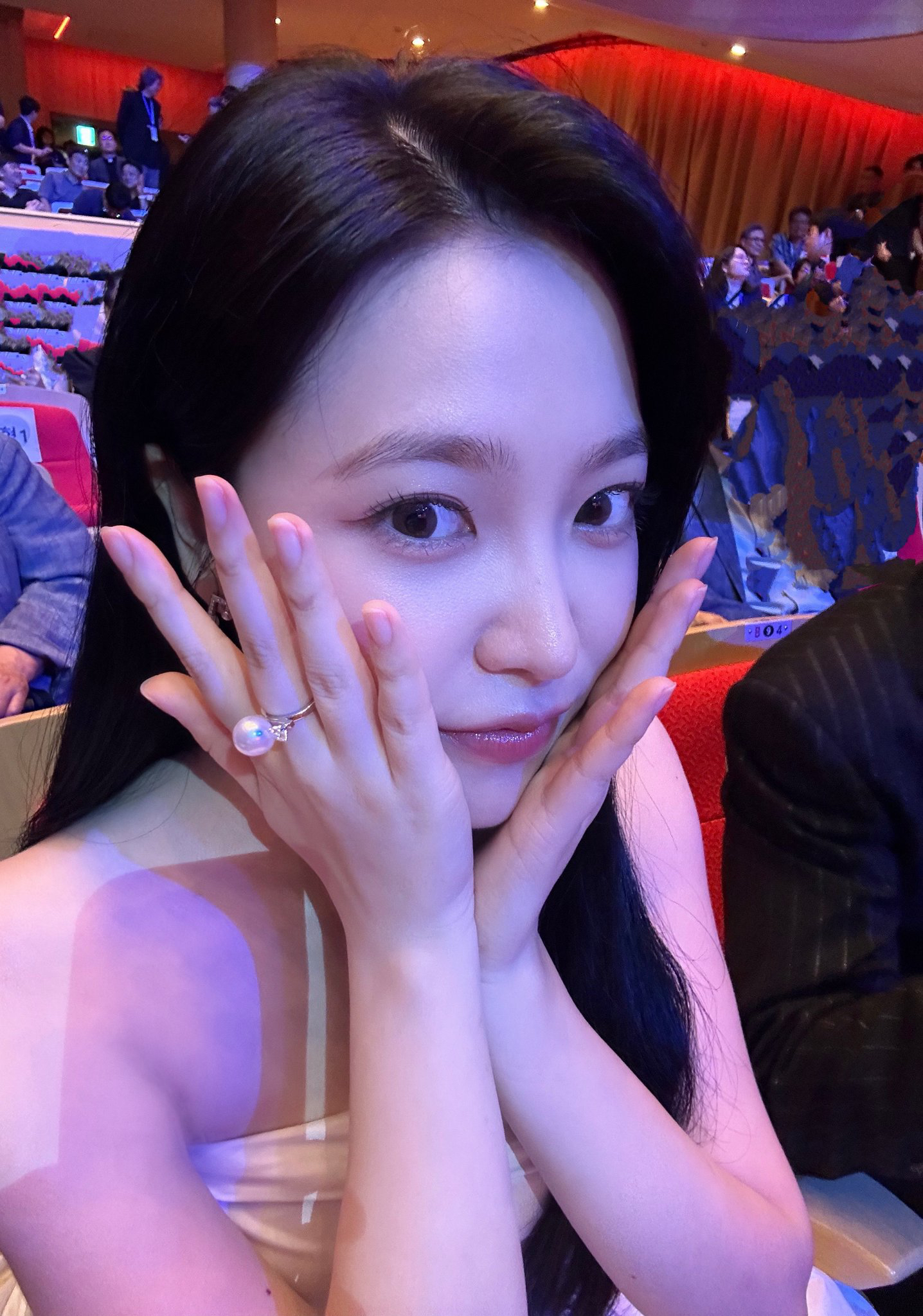 Behind-the-scenes cut of Yeri (Red Velvet)