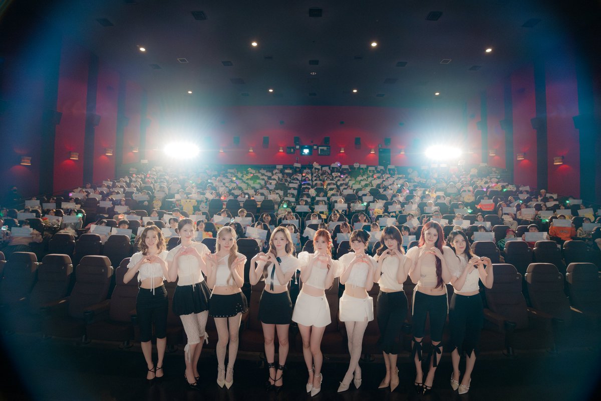 NiziU的最新活動照片