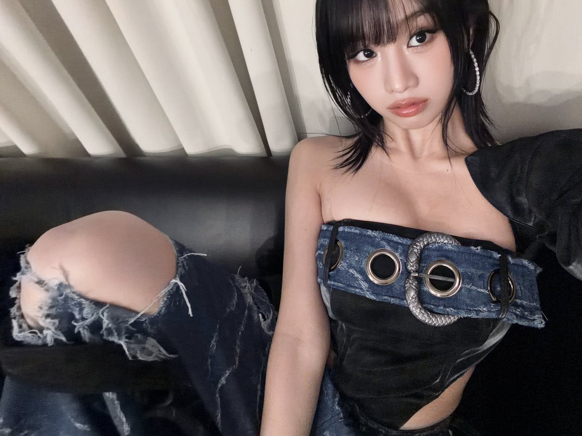 A moment captured by KISS OF LIFE's fan