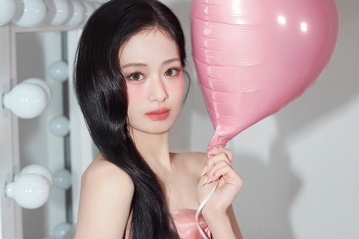 Latest photo of Ahyeon (BABYMONSTER)