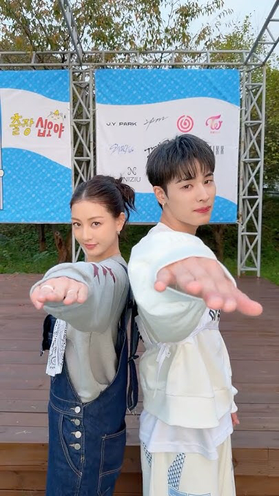 TWICE의 최신 사진