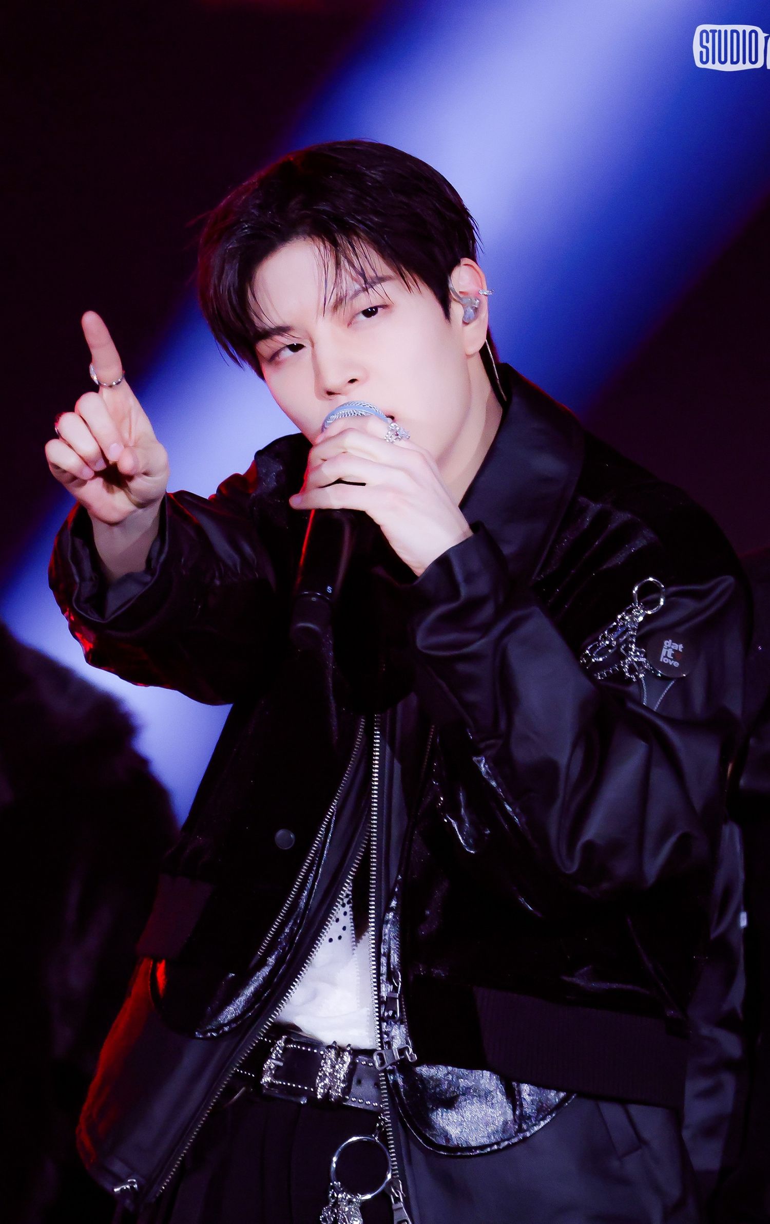 A moment captured by Stray Kids's fan