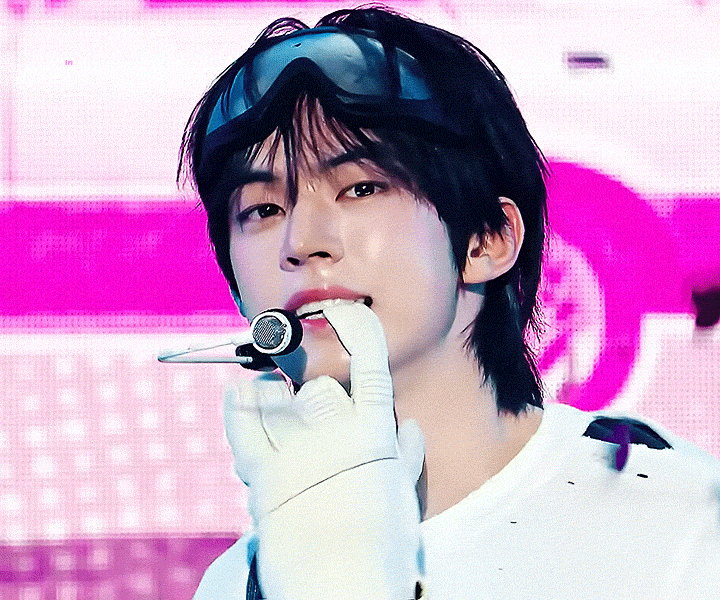 A moment captured by Dohoon (TWS)'s fan