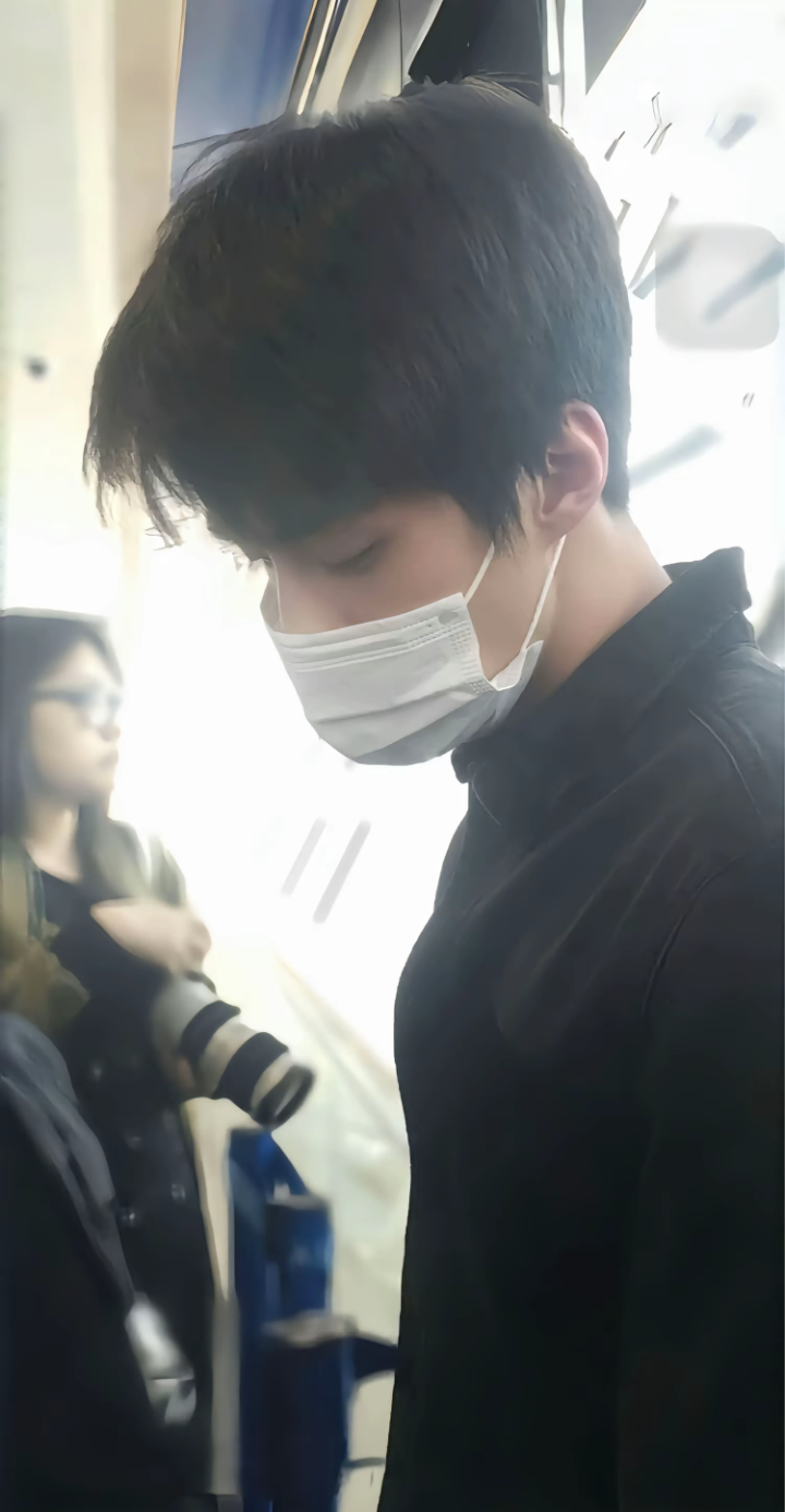 The most beloved wallpaper among Sehun (EXO)'s fans