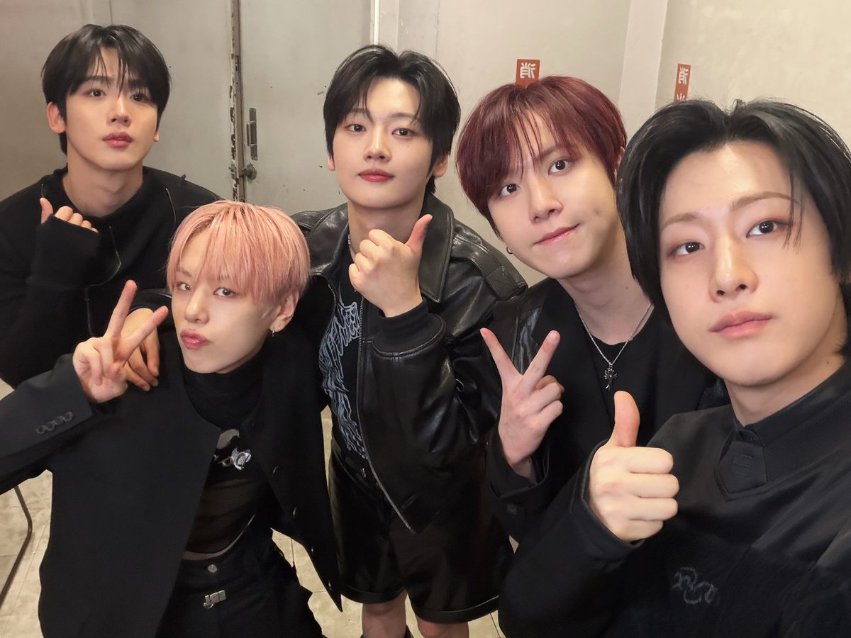 위아이 최근 활동샷