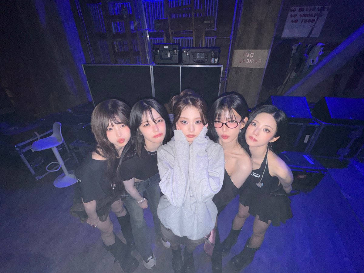A moment captured by fromis (9)'s fan