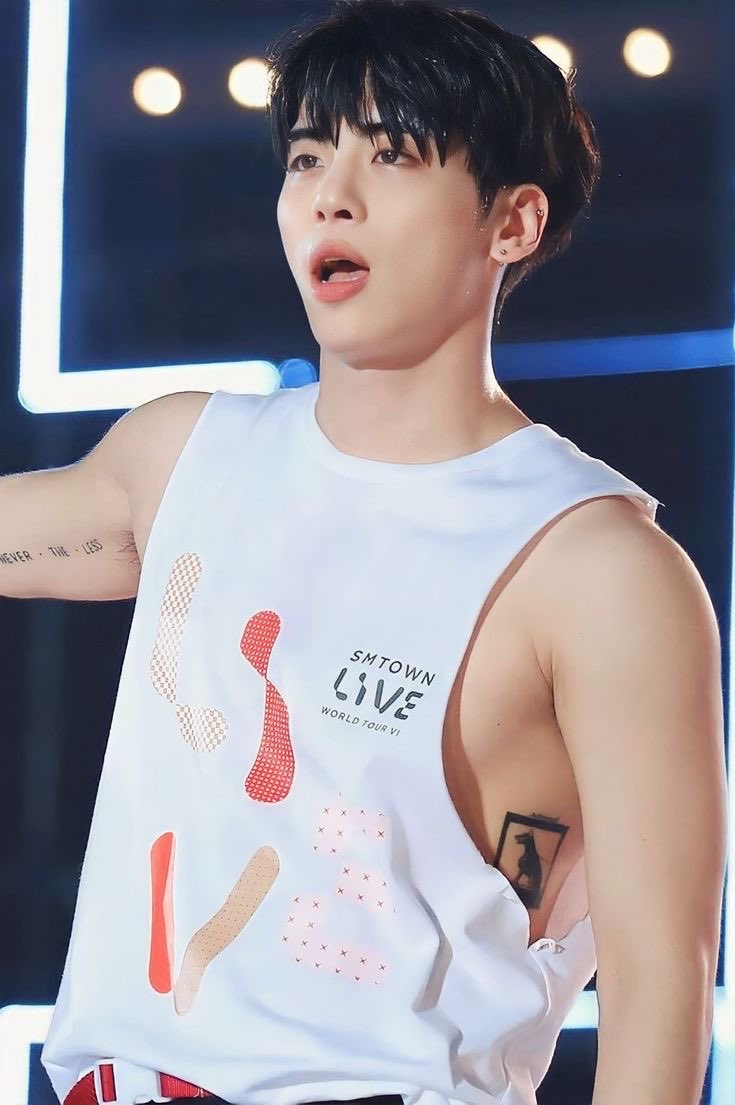 Latest photo of Jonghyun (SHINee)