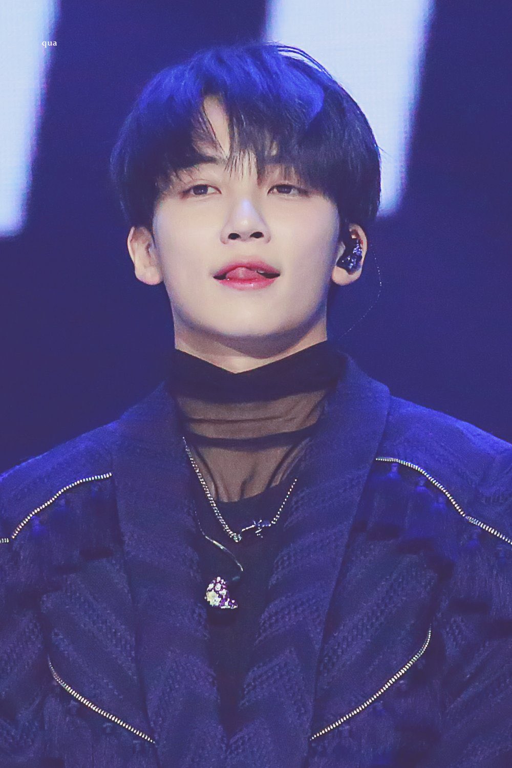 A moment captured by Jeonghan (SEVENTEEN)'s fan