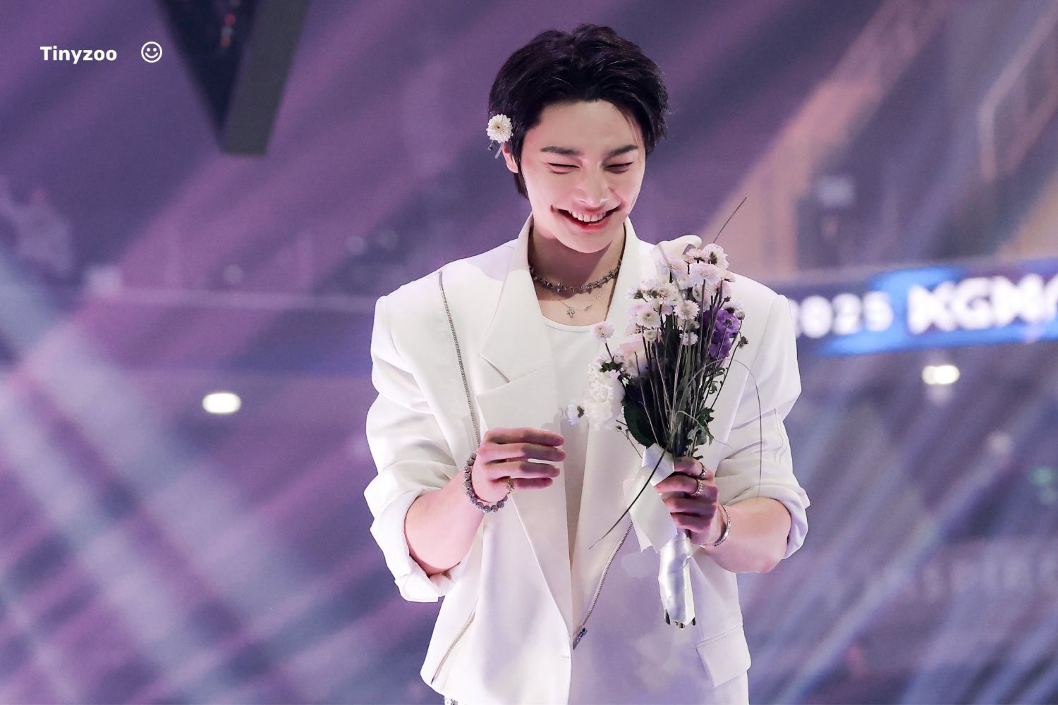 Behind-the-scenes cut of I.N (Stray Kids)