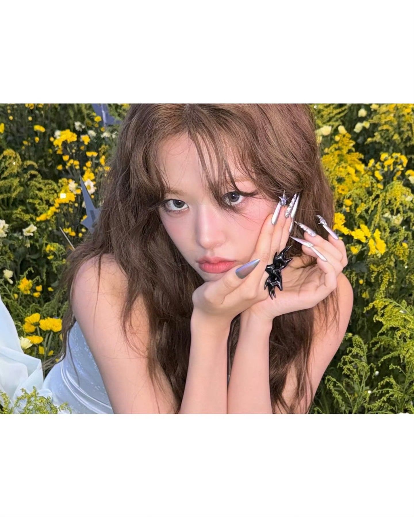 Latest photo of An Yujin (IVE)