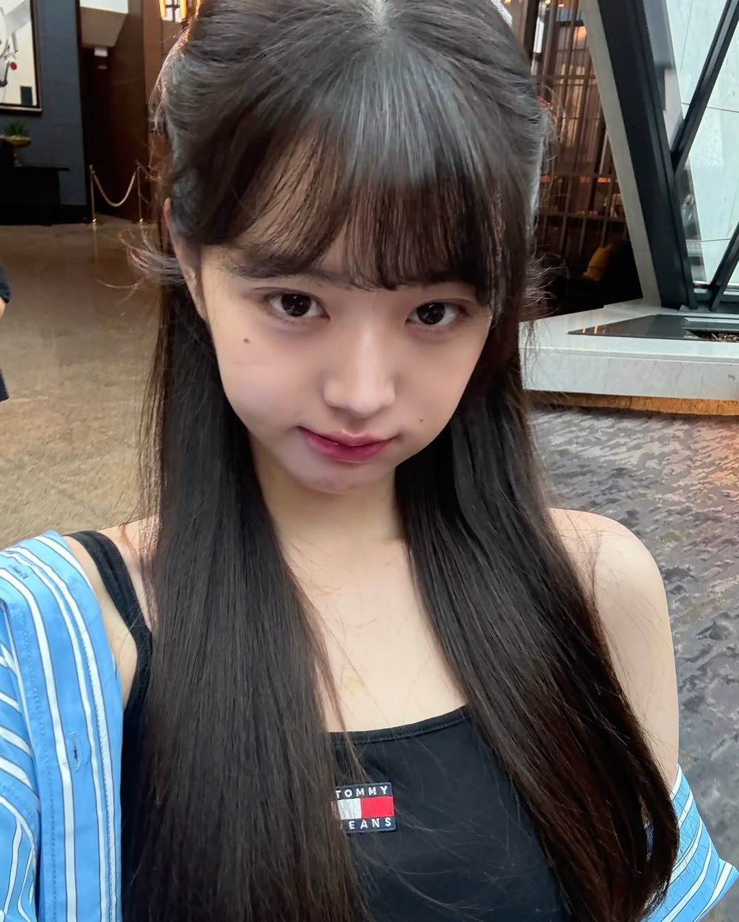 Behind-the-scenes cut of Jang Wonyoung (IVE)