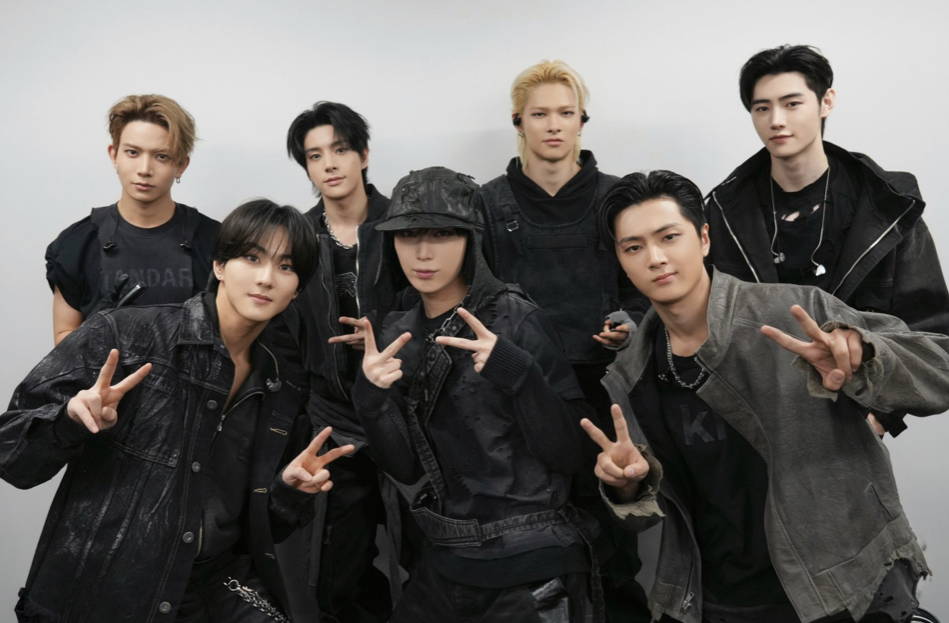 ENHYPEN의 최신 사진