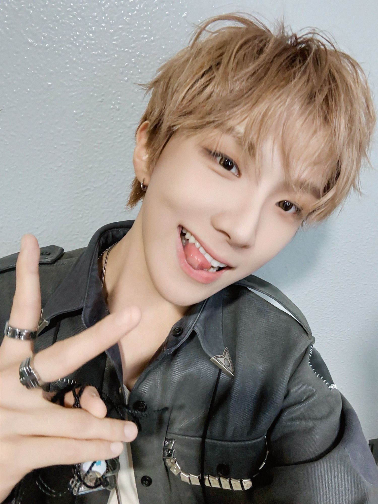 Behind-the-scenes cut of Woonhak (BOYNEXTDOOR)