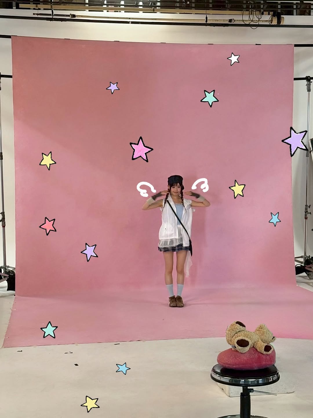 Behind-the-scenes cut of Shimizu Keiko (ME:I)