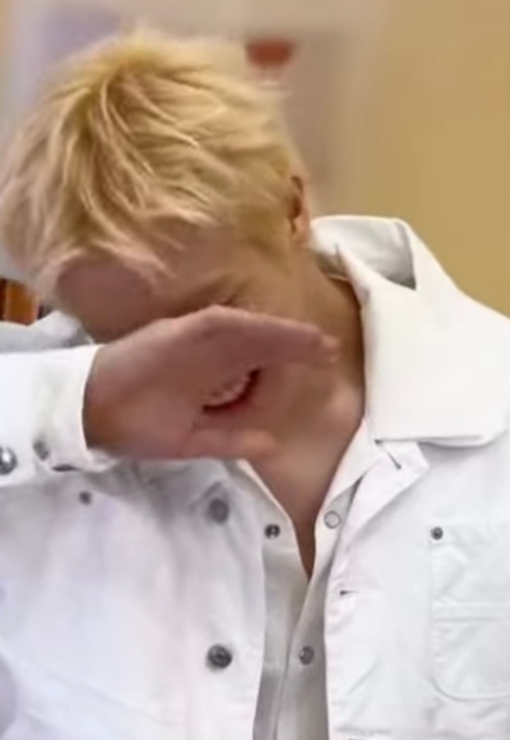 Foto aktivitas terbaru So Junghwan (TREASURE)