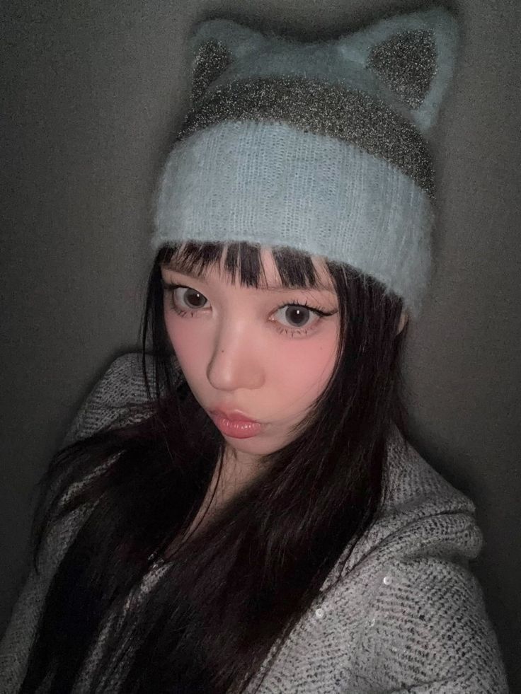Recent activity shot of Moka (ILLIT)