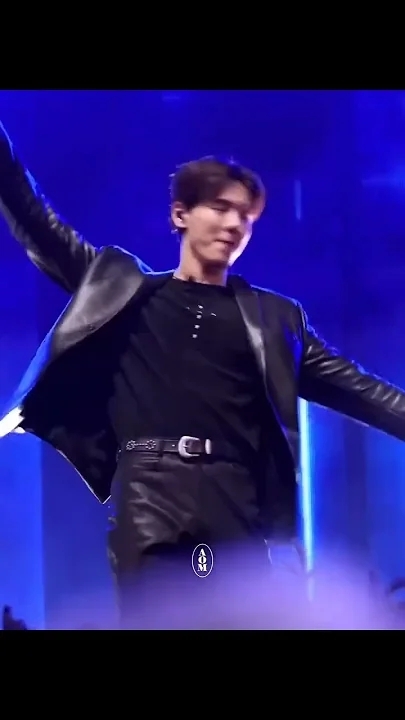 Foto aktivitas terbaru Shownu (MONSTA X)