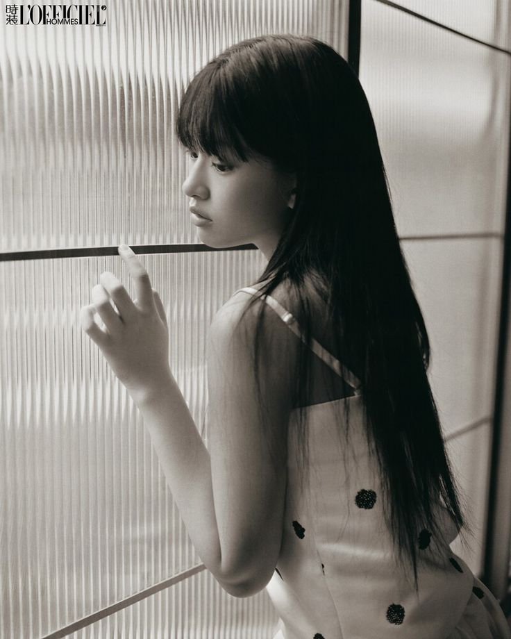 Recent activity shot of An Yujin (IVE)