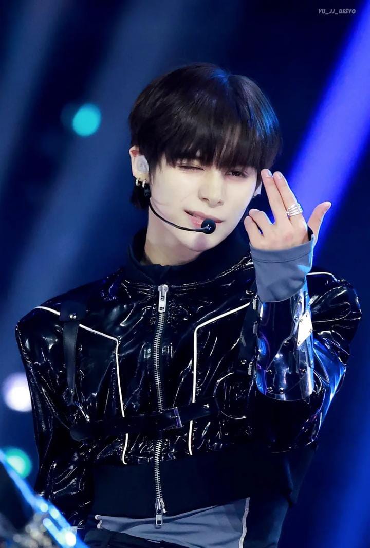 Latest photo of Justin (SMTR25)