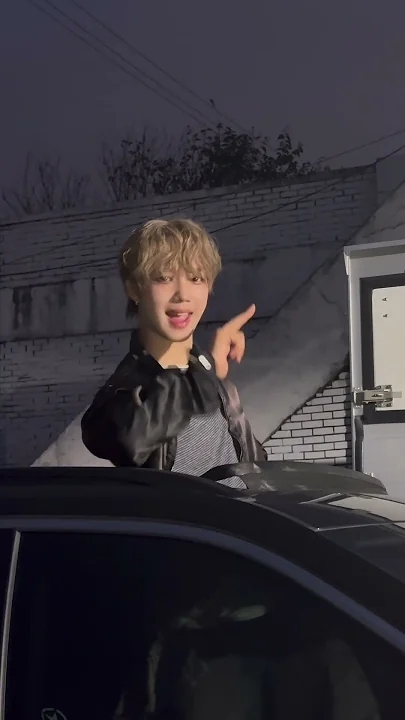 Behind-the-scenes cut of Lim Youngmin