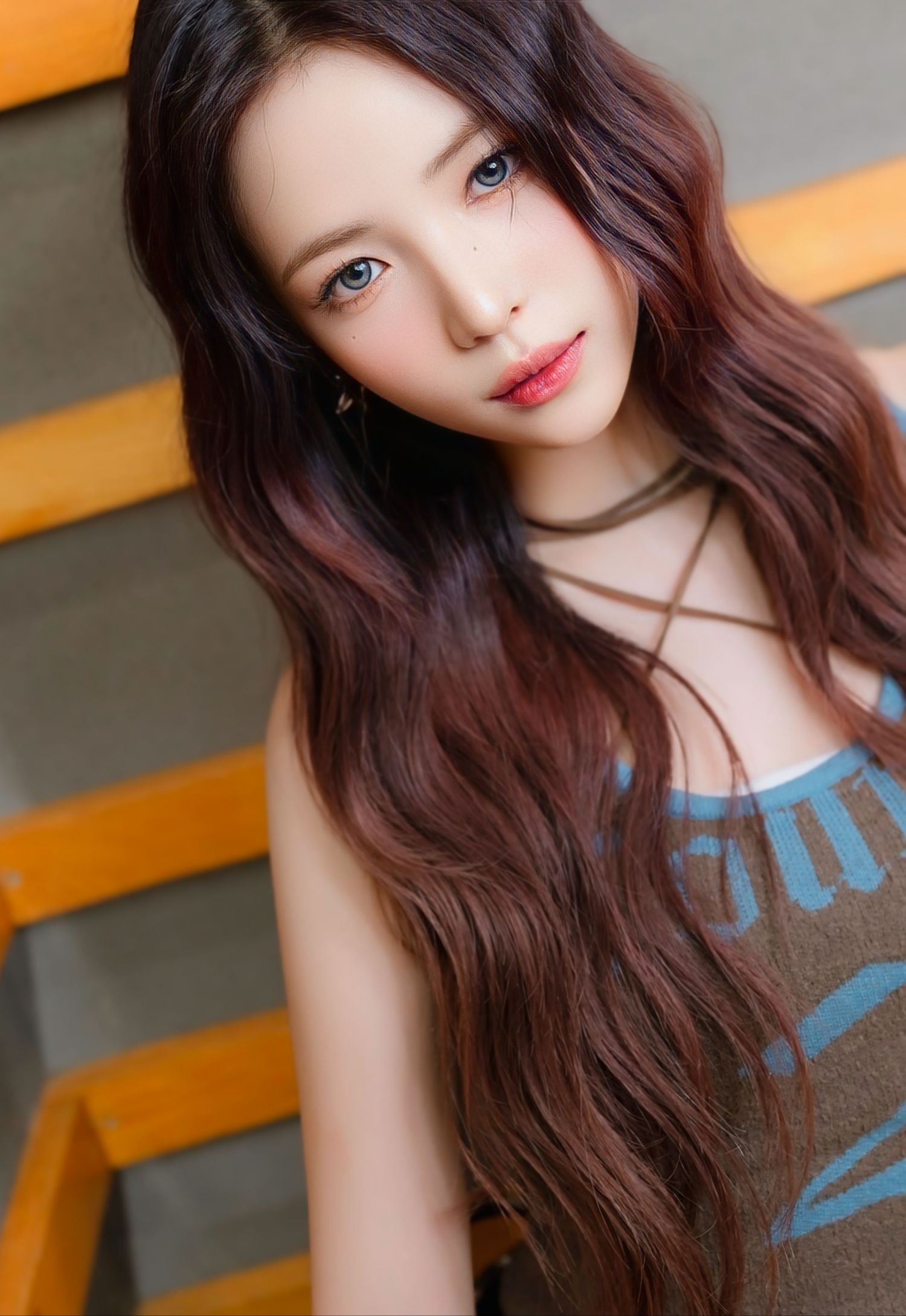 Behind-the-scenes cut of Maya (NiziU)