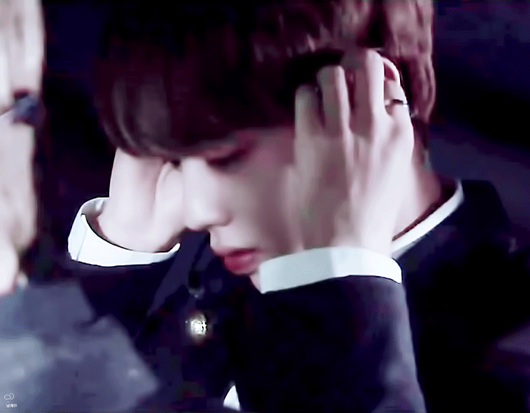 Behind-the-scenes cut of Park Jihoon