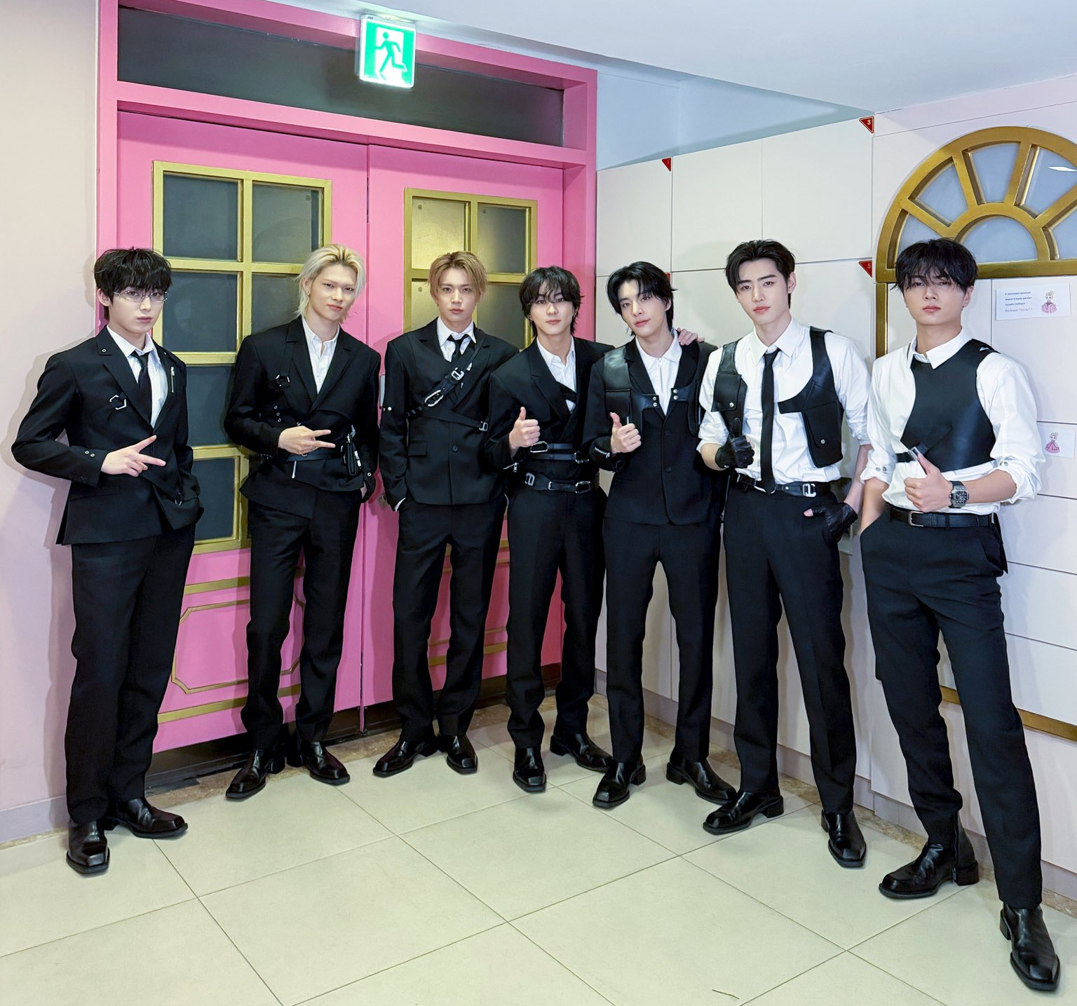 ENHYPEN의 비하인드 컷