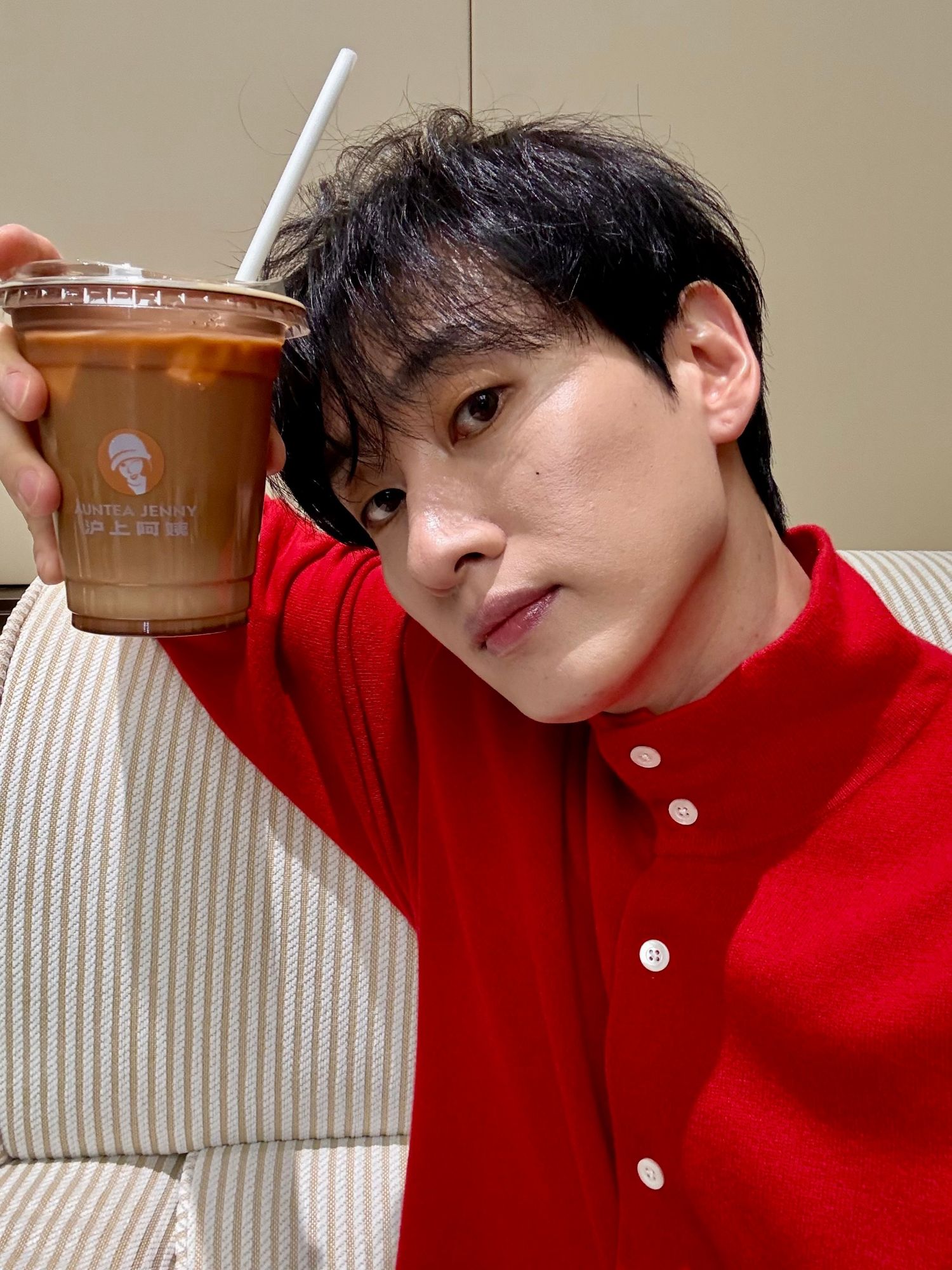 Behind-the-scenes cut of Eunhyuk (Super Junior)