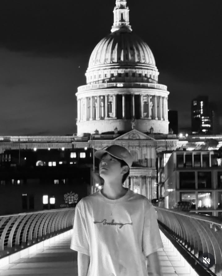 Behind-the-scenes cut of Seungmin (Stray Kids)