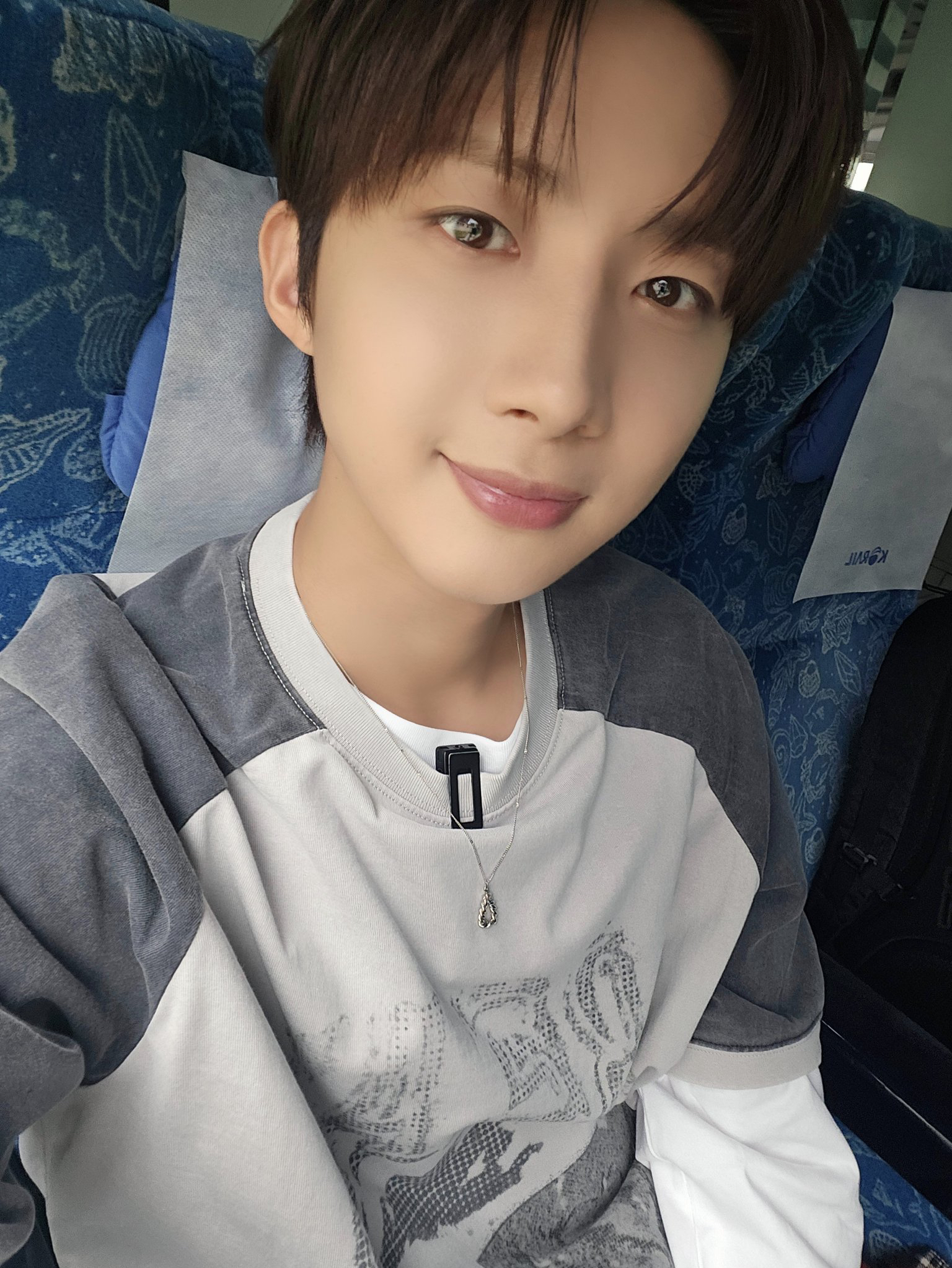 Latest photo of Hui (PENTAGON)