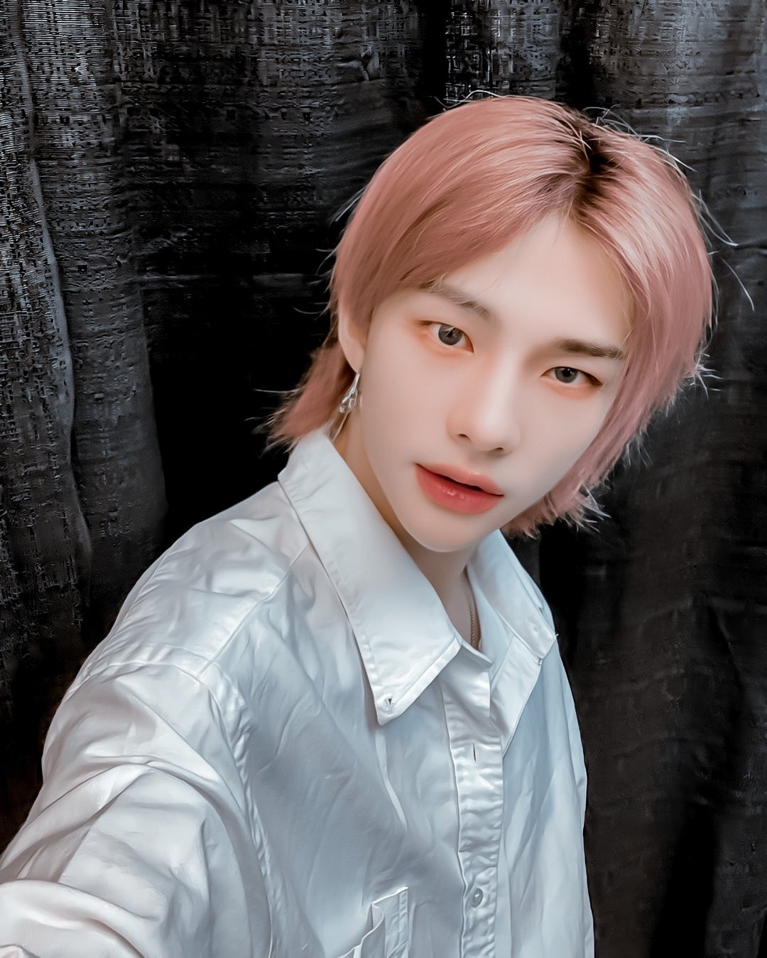 Latest photo of Hyunjin (Stray Kids)