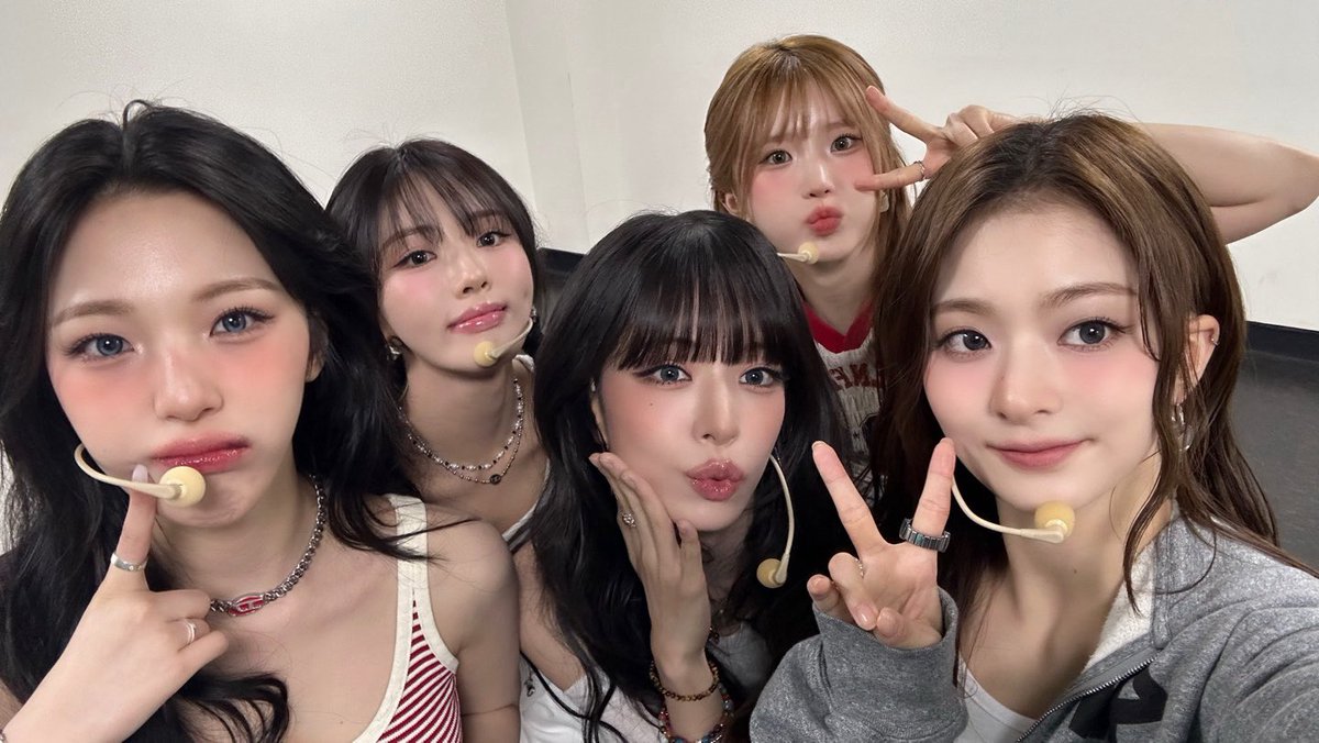 Recent activity shot of fromis (9)