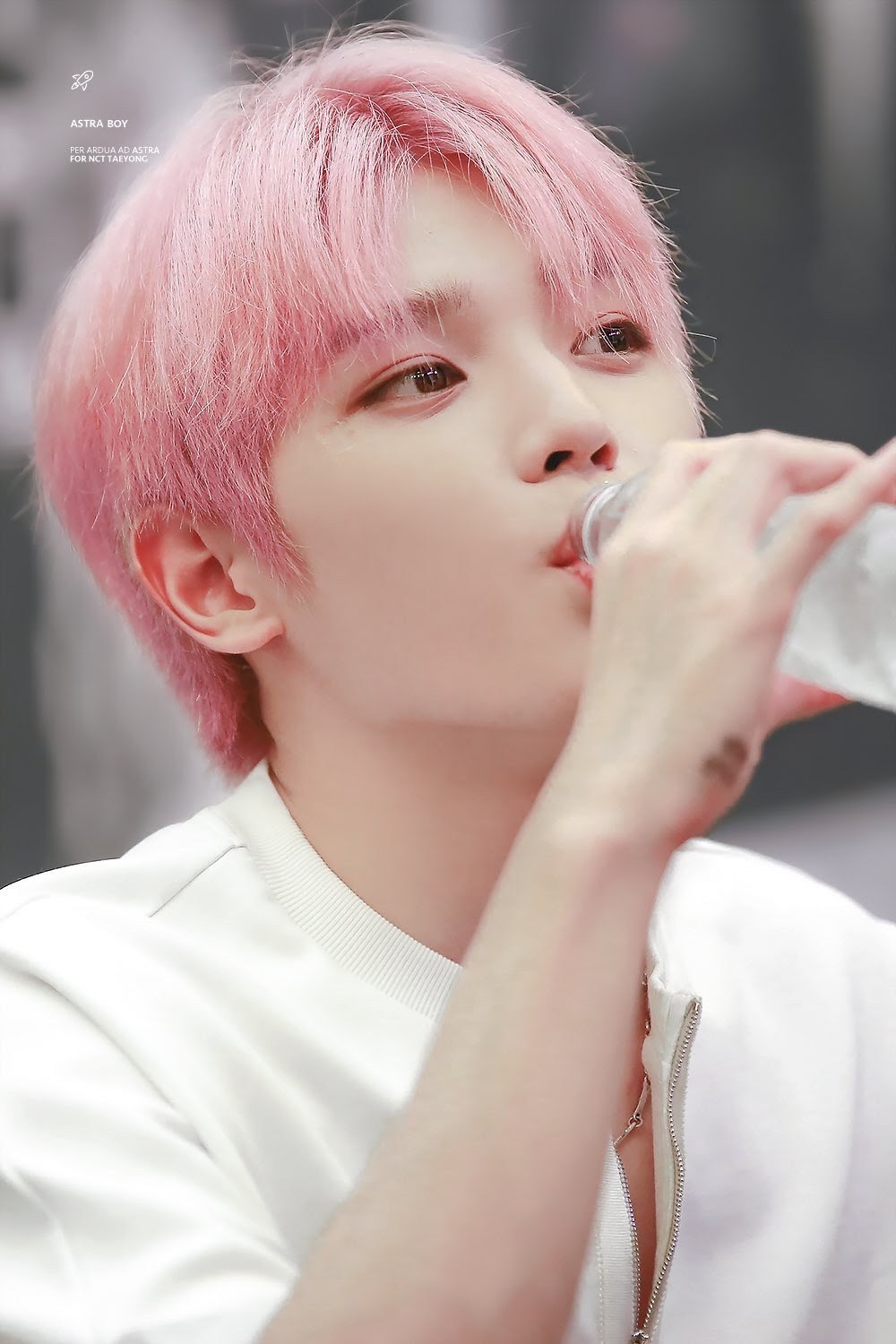A moment captured by Taeyong (NCT 127)'s fan