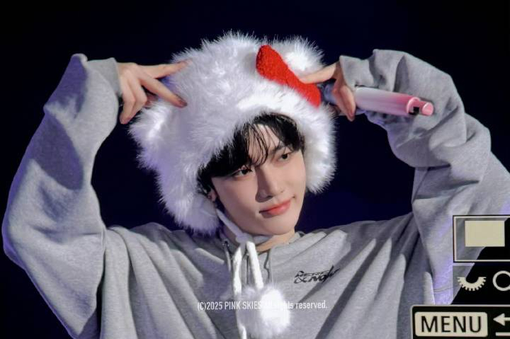 章昊 (ZEROBASEONE)的最新照片