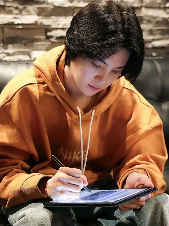 슈가 (방탄소년단)의 최신 사진